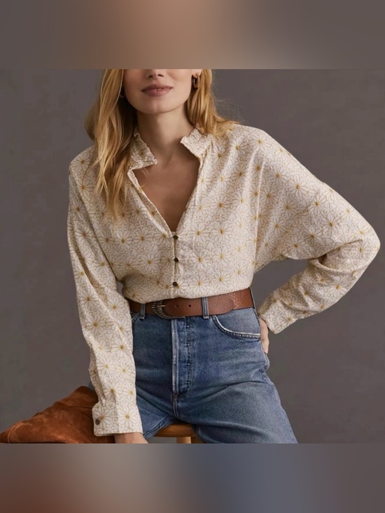 Pilcro Tops - Pilcro Embroidered Daisy Button Down Blouse Size L